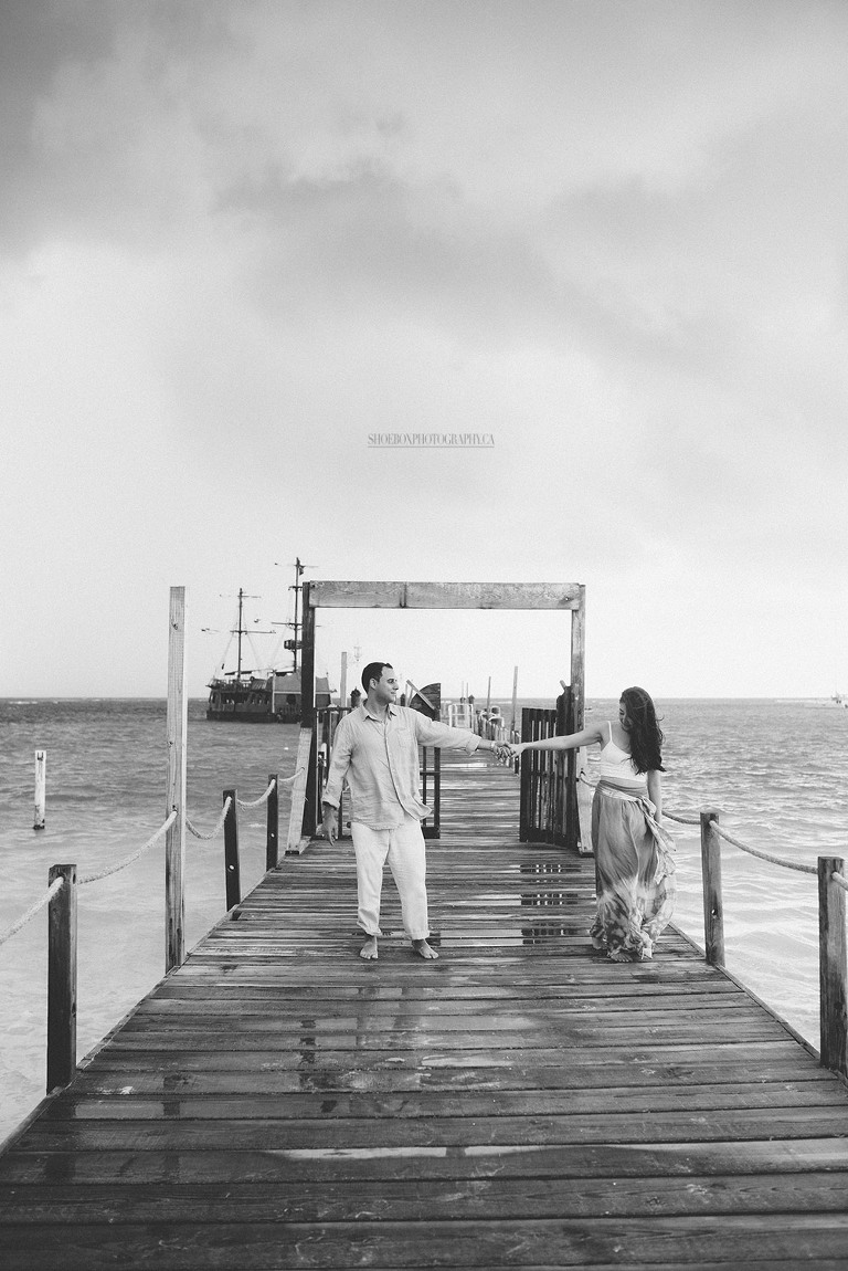 punta cana sunrise engagement {emily+matt} 14