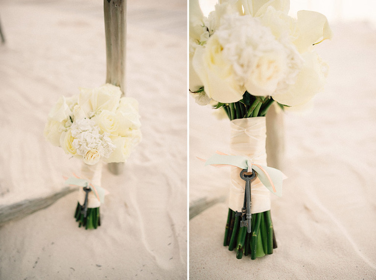 white wedding bouquet 