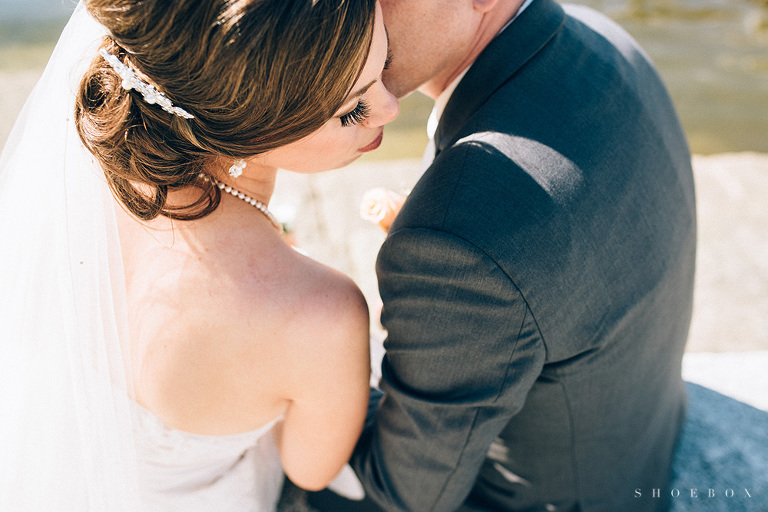 beautiful bride and groom photo by shoebox photography