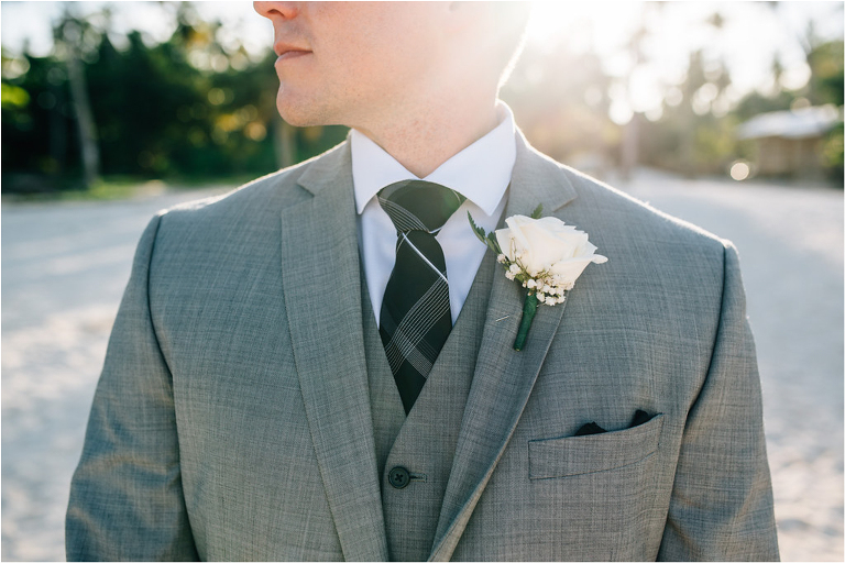 groom boutonniere