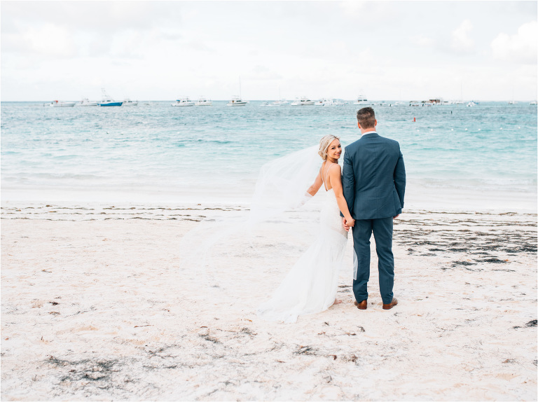 m + z // Jellyfish Punta Cana wedding // www.shoeboxphotography.ca