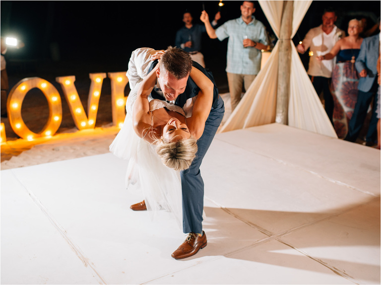 m + z // Jellyfish Punta Cana wedding // www.shoeboxphotography.ca