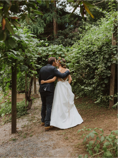 mission bc backyard wedding